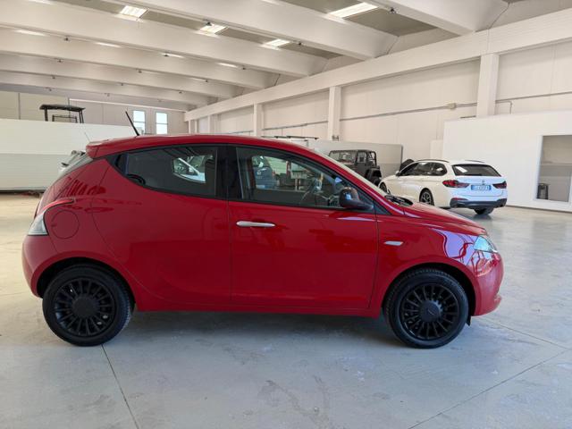 LANCIA Ypsilon usata, con Fendinebbia