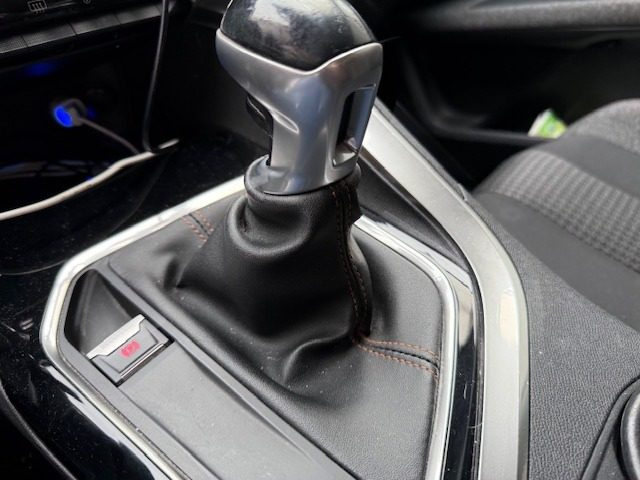PEUGEOT 5008 usata, con ESP