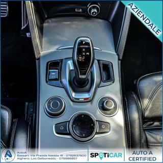 ALFA ROMEO Stelvio usata, con Specchietti laterali elettrici