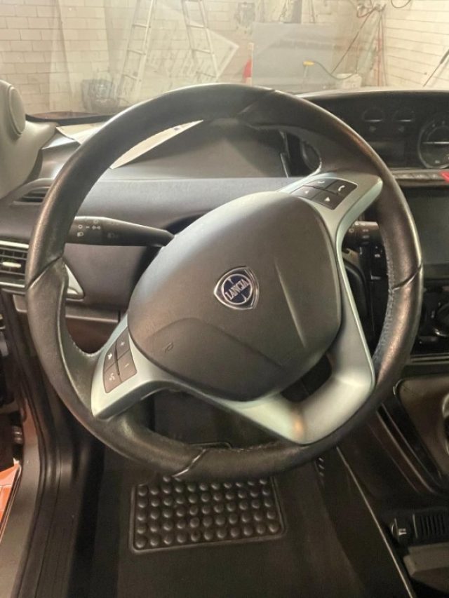 LANCIA Ypsilon usata, con Boardcomputer