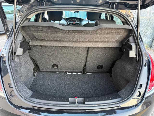 LANCIA Ypsilon usata, con Servosterzo