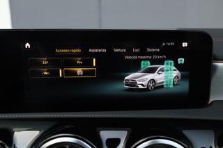 MERCEDES-BENZ CLA 220 usata, con Luce d
