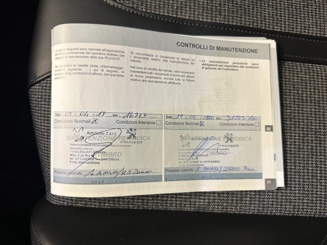 PEUGEOT 3008 usata, con Volante in pelle