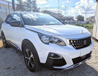 PEUGEOT 3008 usata, con Airbag