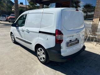 FORD Transit Courier usata, con Chiusura centralizzata