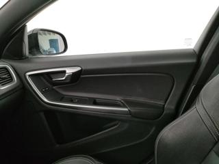 VOLVO V60 usata, con Touch screen