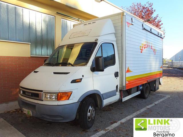 IVECO Daily usata, con ABS