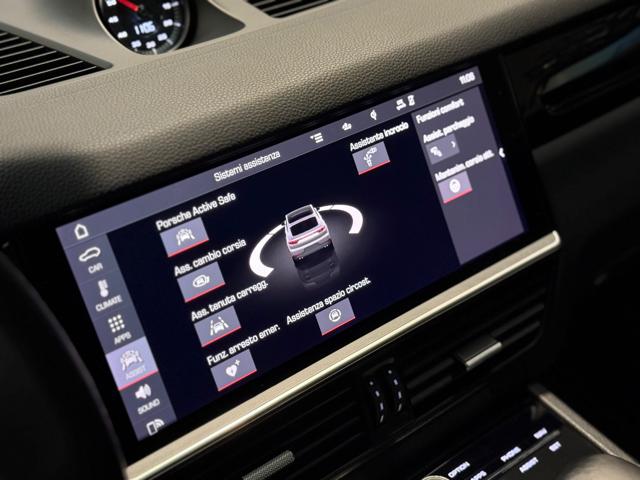 PORSCHE Cayenne usata, con Interni in pelle