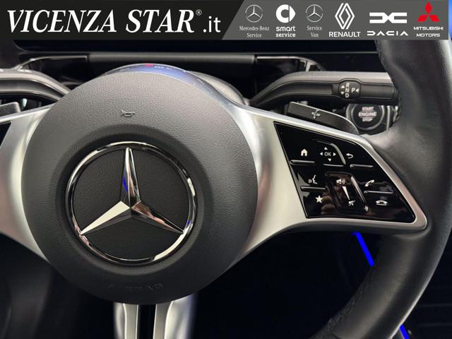 MERCEDES-BENZ GLA 180 usata, con Sedili riscaldati