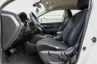 NISSAN Qashqai usata, con Climatizzatore