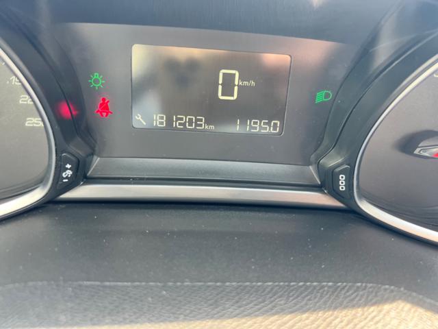 PEUGEOT 308 usata, con Autoradio