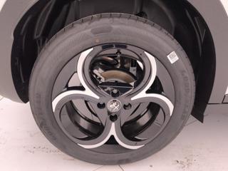 ALFA ROMEO Junior usata, con Fari LED