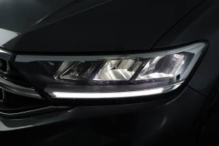 VOLKSWAGEN T-Roc usata 8