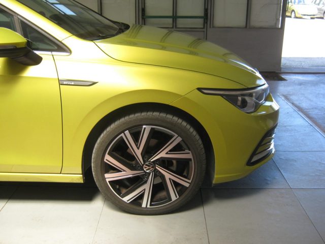 VOLKSWAGEN Golf usata, con ESP