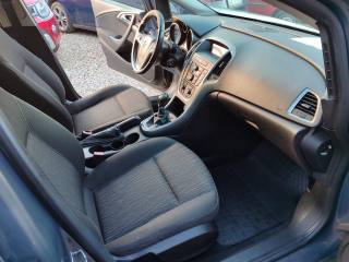 OPEL Astra usata, con Servosterzo