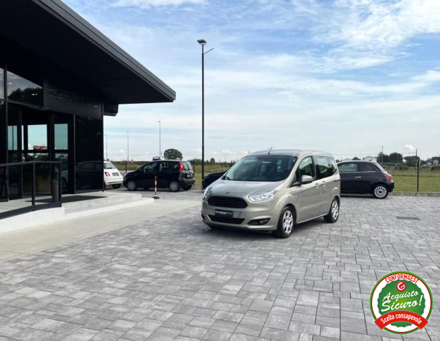 FORD Tourneo Courier usata, con ABS
