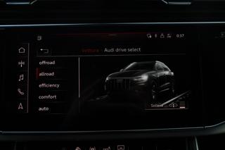 AUDI Q8 usata, con Sensori di parcheggio posteriori