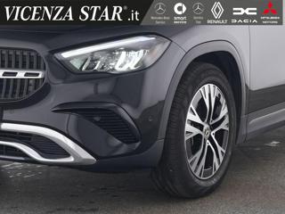 MERCEDES-BENZ GLA 180 usata, con Airbag