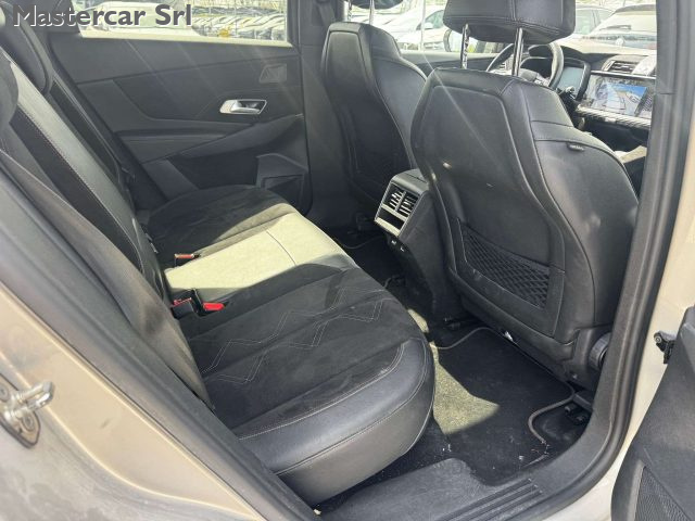 DS AUTOMOBILES DS 7 usata, con Sedile posteriore sdoppiato