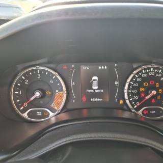 JEEP Renegade usata, con Fendinebbia