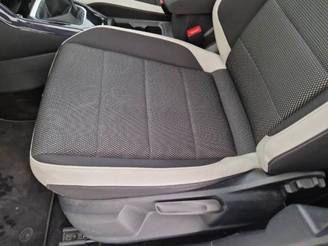 VOLKSWAGEN T-Roc usata, con Cruise Control