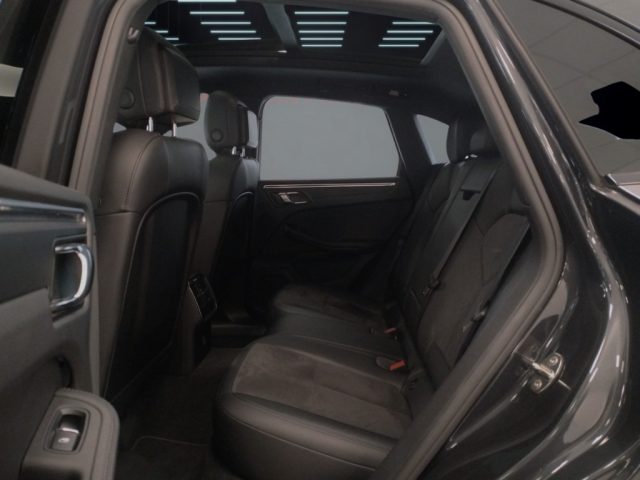 PORSCHE Macan usata 17