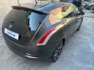 LANCIA Delta usata, con Controllo automatico clima