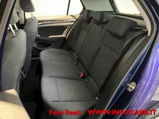 VOLKSWAGEN Golf usata, con Autoradio