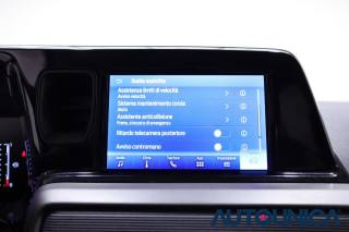 FORD Tourneo Courier usata, con Sensori di parcheggio posteriori