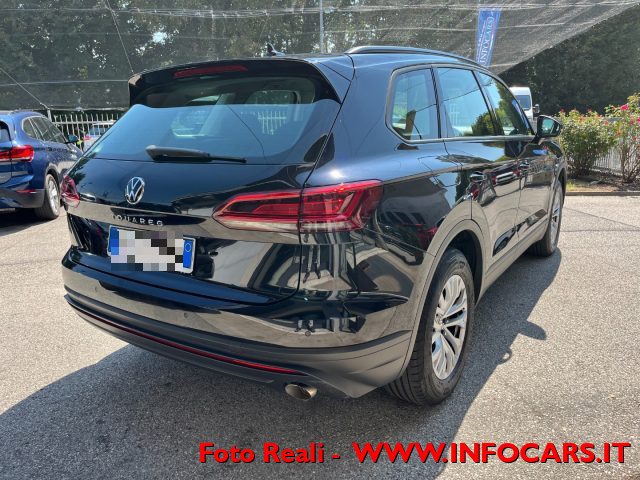 VOLKSWAGEN Touareg usata, con Airbag