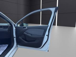 RENAULT Clio usata, con Controllo elettronico della corsia