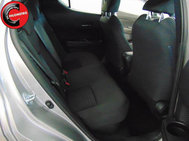 TOYOTA C-HR usata, con Climatizzatore