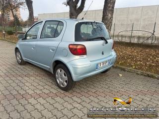TOYOTA Yaris usata, con Airbag laterali