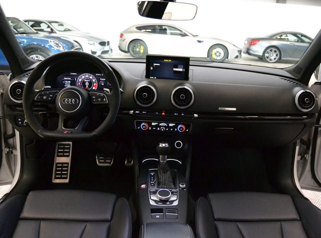 AUDI RS3 usata, con Autoradio