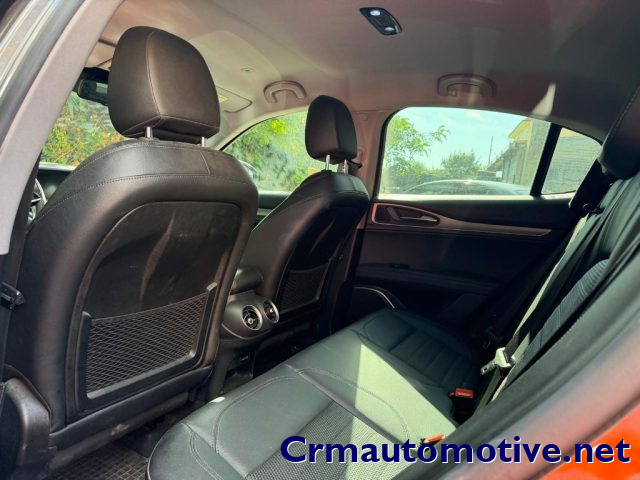 ALFA ROMEO Stelvio usata, con Autoradio