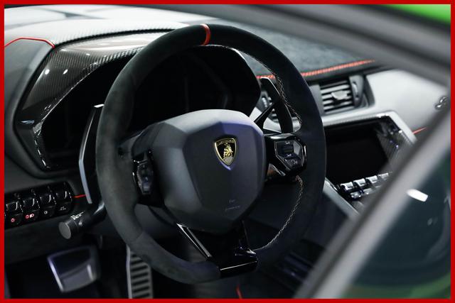 LAMBORGHINI Aventador usata, con Touch screen