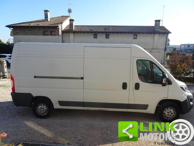 PEUGEOT Boxer usata, con Volante multifunzione
