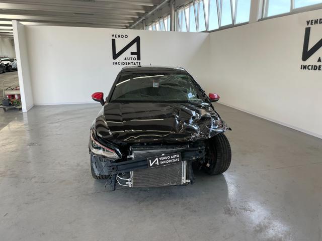 VOLKSWAGEN Golf usata, con Airbag