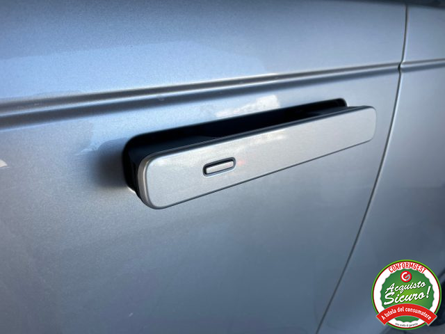 LAND ROVER Range Rover Velar usata, con Fari LED