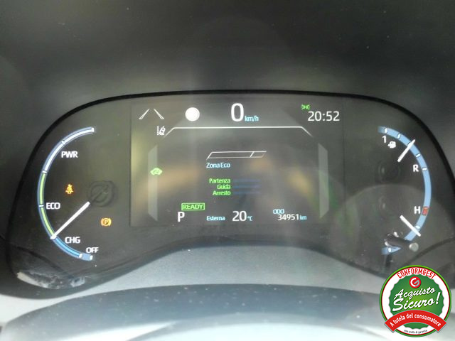 TOYOTA Yaris Cross usata, con Lettore CD