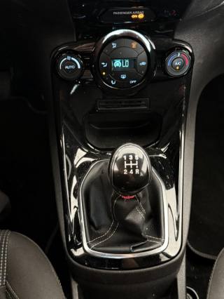 FORD Fiesta usata 17