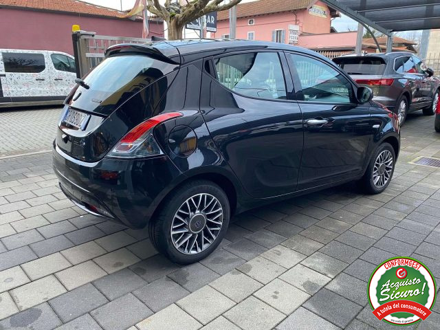 LANCIA Ypsilon usata, con Airbag Passeggero