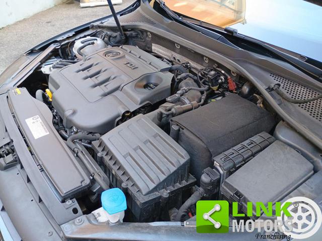 VOLKSWAGEN Golf usata, con Schermo multifunzione interamente digitale