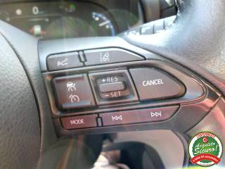 TOYOTA Yaris Cross usata, con Luci diurne LED