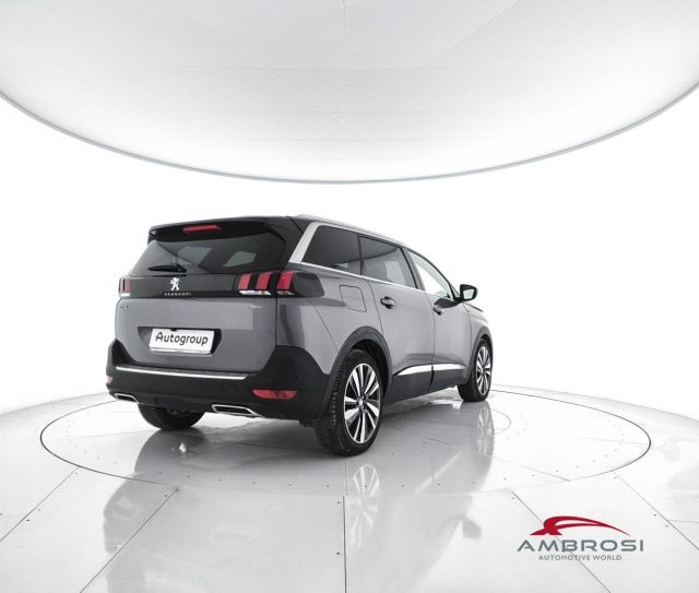 PEUGEOT 5008 usata 2