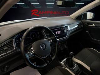 VOLKSWAGEN T-Roc usata 14