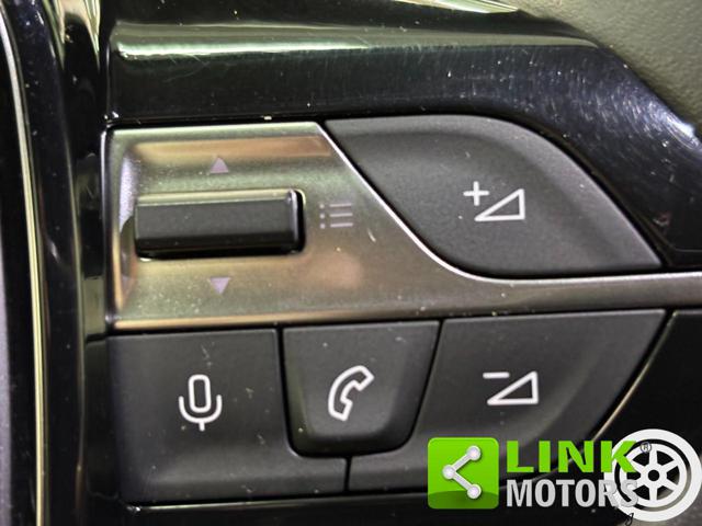 PEUGEOT 308 usata, con USB