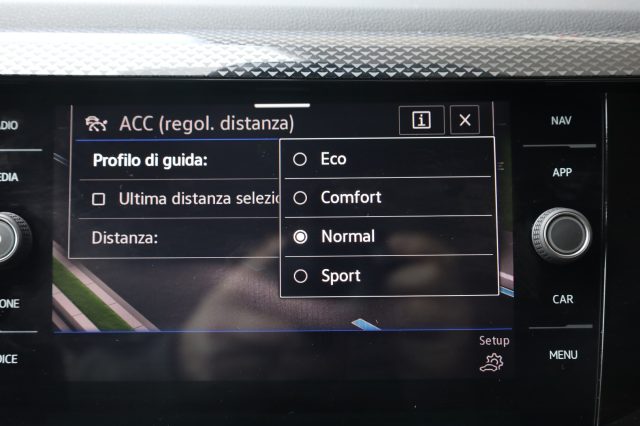 VOLKSWAGEN Taigo usata 63