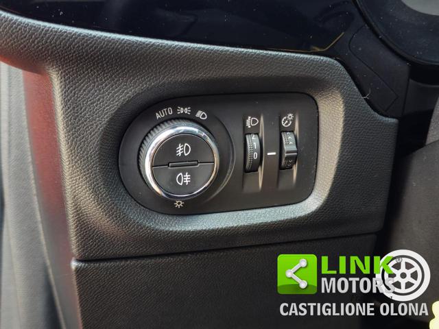 OPEL Corsa usata, con Fari LED