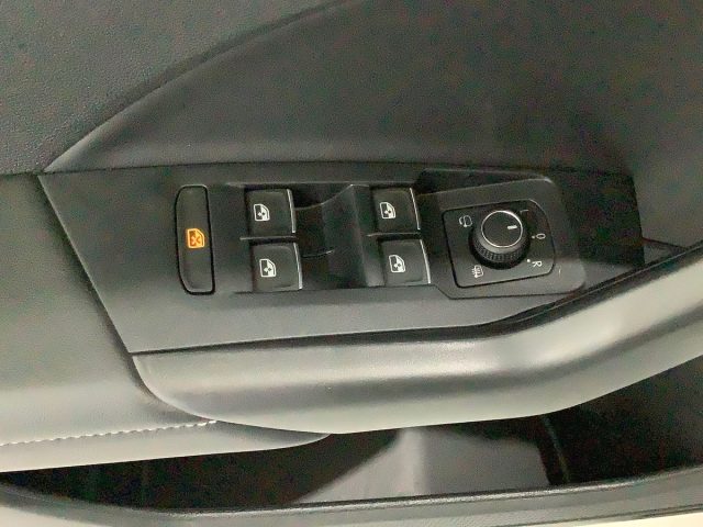 VOLKSWAGEN T-Cross usata, con Specchietti laterali elettrici